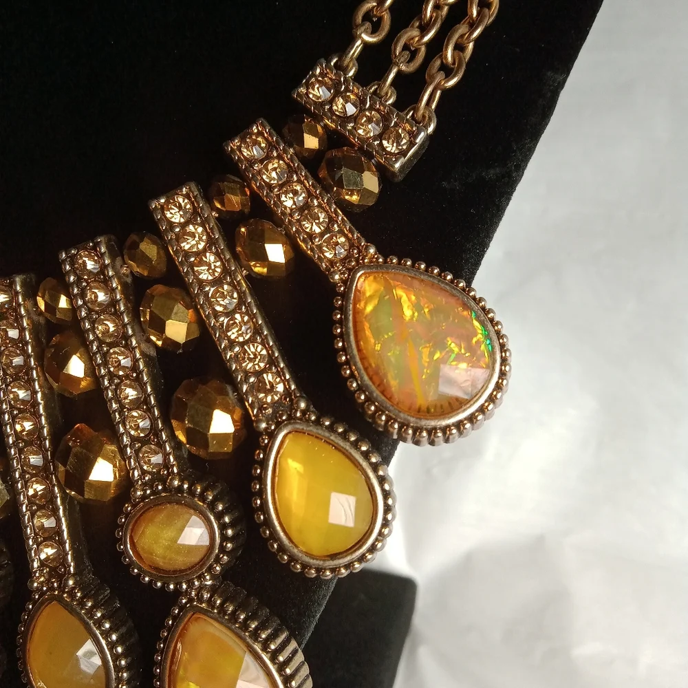 NWT Gorgeous Charming Charlie Cleopatra style necklace 😍🥰😍 - Picture 5 of 8